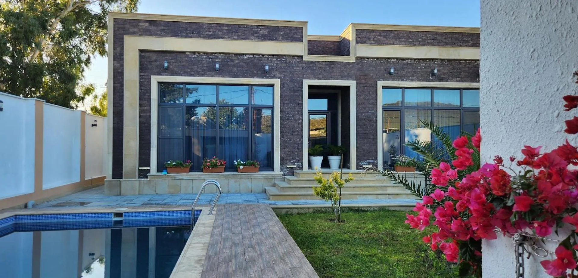 Ecolux Villa Baku 0*,  Azerbaijan